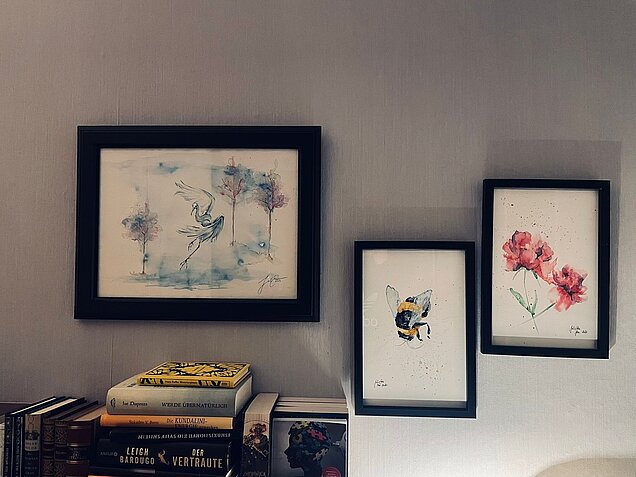 Bilder an der Wand